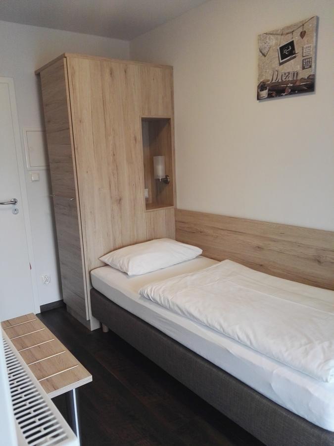 Hotel Gasthof Momm Brunnthal Kültér fotó